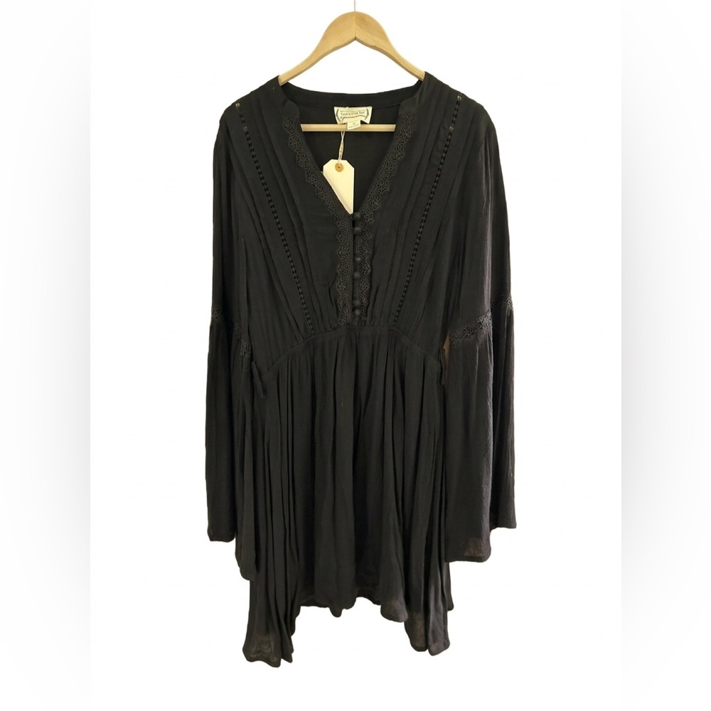 LoveRiche Elegant Black Embroidered Dress NWT Size Medium